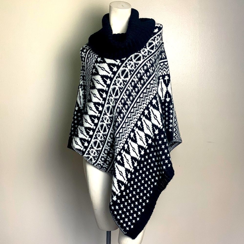 GIOGIO poncho sweater pull over made in Italy wool alpaca